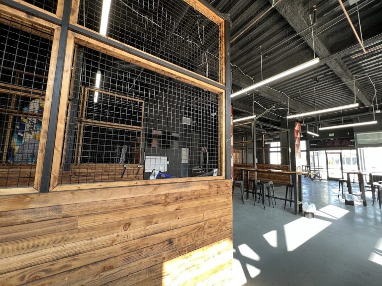 Bad Axe Throwing Long Beach2 768x576